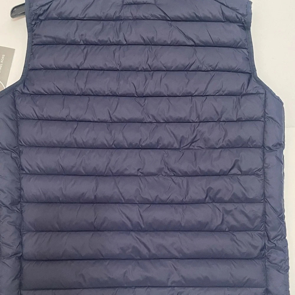 NEW MICHAEL KORS MENS Logo Tape Quilted Nylon Puffer Vest size XL Navy blue - Picture 8 of 10